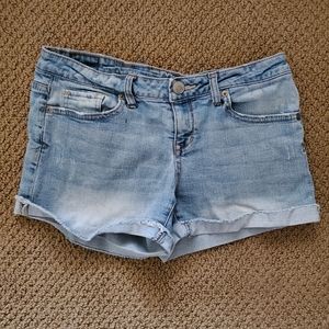 Aeropostale light wash midi Jean shorts GUC